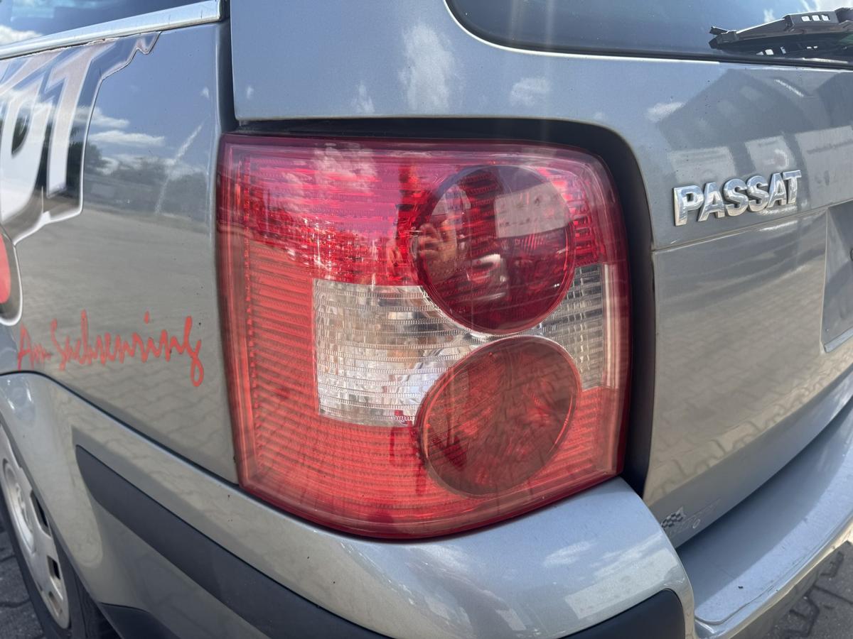 VW Passat 3BG original R&uuml;cklicht R&uuml;ckleuchte Schlussleuchte links Kombi/Variant Bj.2004